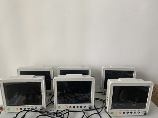 เครื่องตรวจโรคที่ใช้ในโรงพยาบาลแบบพกพา TFT-LCD 5 สายดวง พร้อม ETCO2