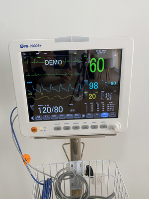 12 นิ้ว เครื่องตรวจ ECG การแพทย์ เครื่องตรวจสัญลักษณ์สําคัญ เครื่องตรวจสัญลักษณ์สําหรับโรงพยาบาล ผู้ผลิตโรงงาน
