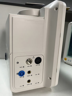 มอนิเตอร์ผู้ป่วยขนาดเบา 3.9 กิโลกรัม Multi Parameter พร้อมจอ TFT สี 12.1 นิ้ว และ Trolley / Wall Bracket