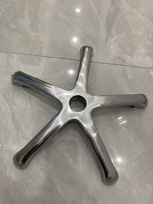 ติดตามผู้ป่วย ยืนเครื่องมือการแพทย์ ติดตามผู้ป่วย รพ.