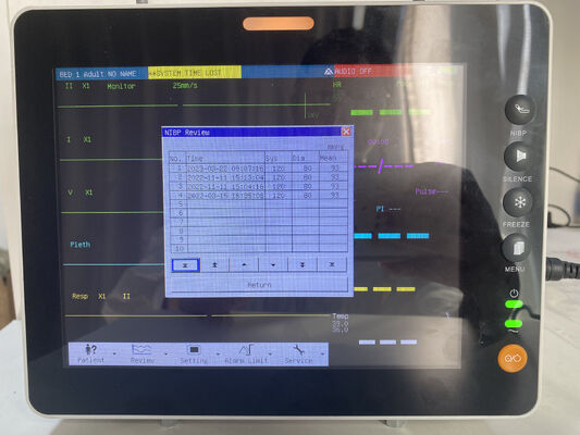 จอ LCD สี 8 นิ้ว มัลติพารามิเตอร์ มอนิเตอร์ผู้ป่วย อุปกรณ์ที่ได้รับการรับรองจาก ISO ระดับ II มีการรับประกัน 1 ปี